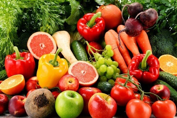 Dieta zilnică de slăbire poate include majoritatea legumelor și fructelor